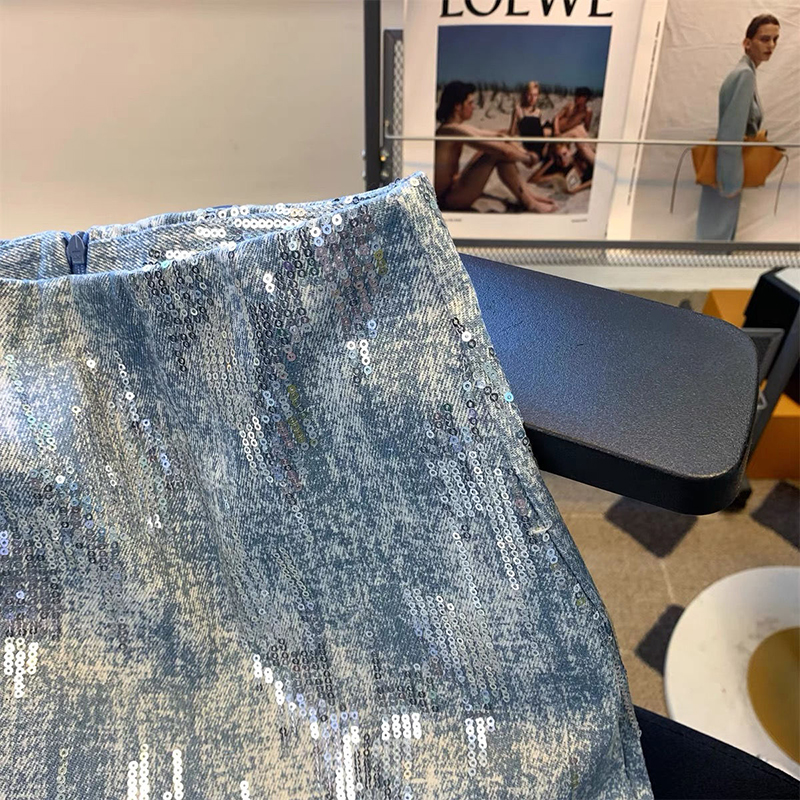 jupes pour femmes sac en jean à paillettes jupe de hanche été nouvelle version coréenne de taille haute mince rétro niche design jupe Joker.