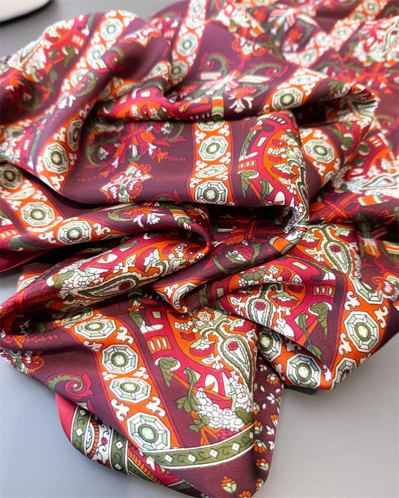 Foulard en soie vintage imprimé, grand format, design de luxe pour femme, châle en satin doux et lisse, protection solaire pour la plage, 180x80cm, bandana