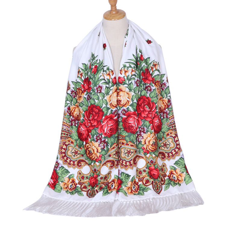 Marque de luxe écharpe femmes fleur châle automne et hiver Foulard chaleur Vintage gland Hijab chaîne imprimé Foulard Bandana