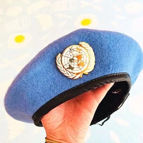 UN BLUE BERET-Casquette de la Force de maintien de la paix des Nations Unies, chapeau avec insigne de l'ONU, accessoire de costume de cosplay de jeu souvenir de calopsitte
