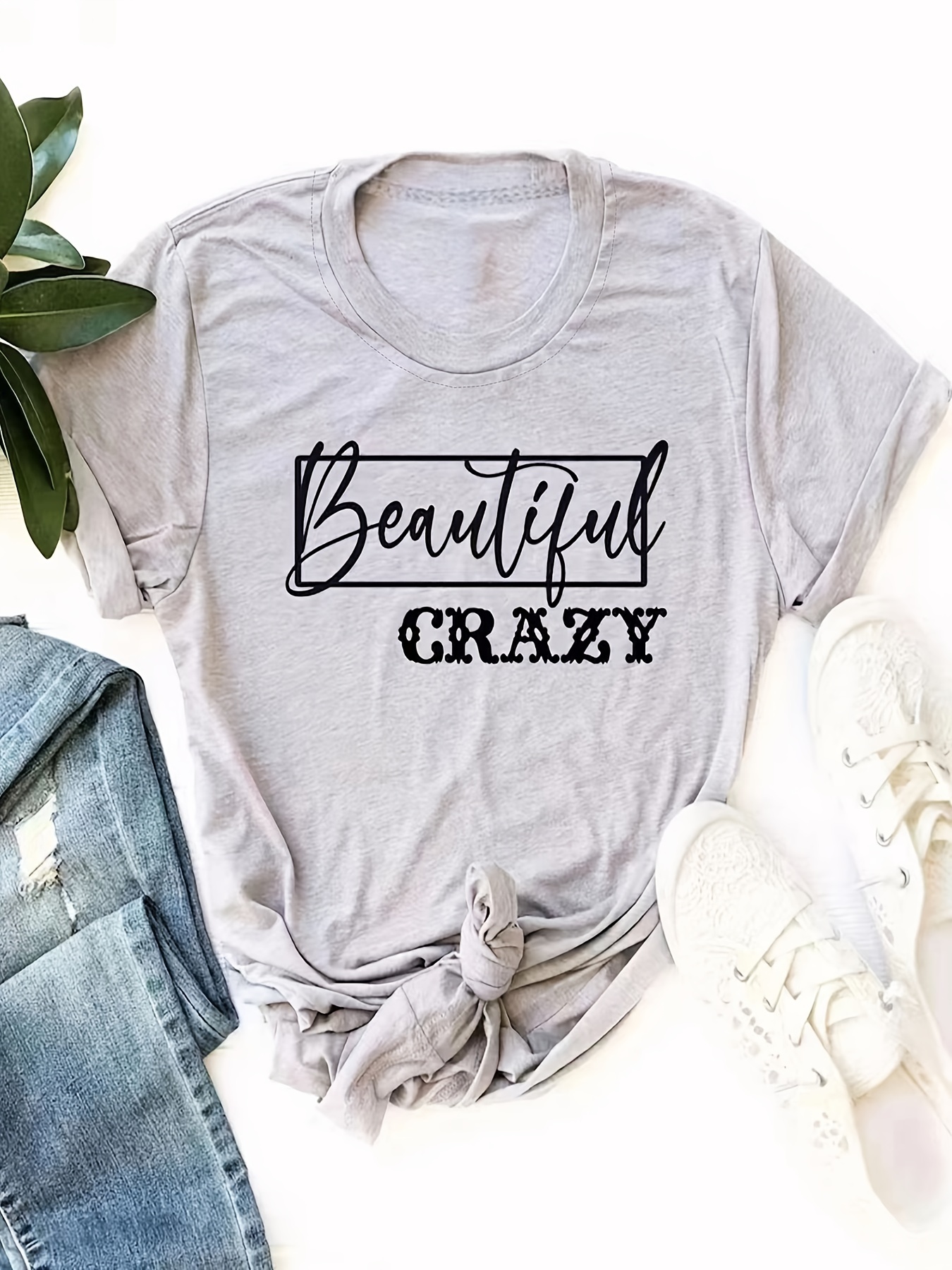 T-shirt à manches courtes pour femmes, imprimé léopard, motif graphique de lettres originales, col rond, coupe ample, décontracté.