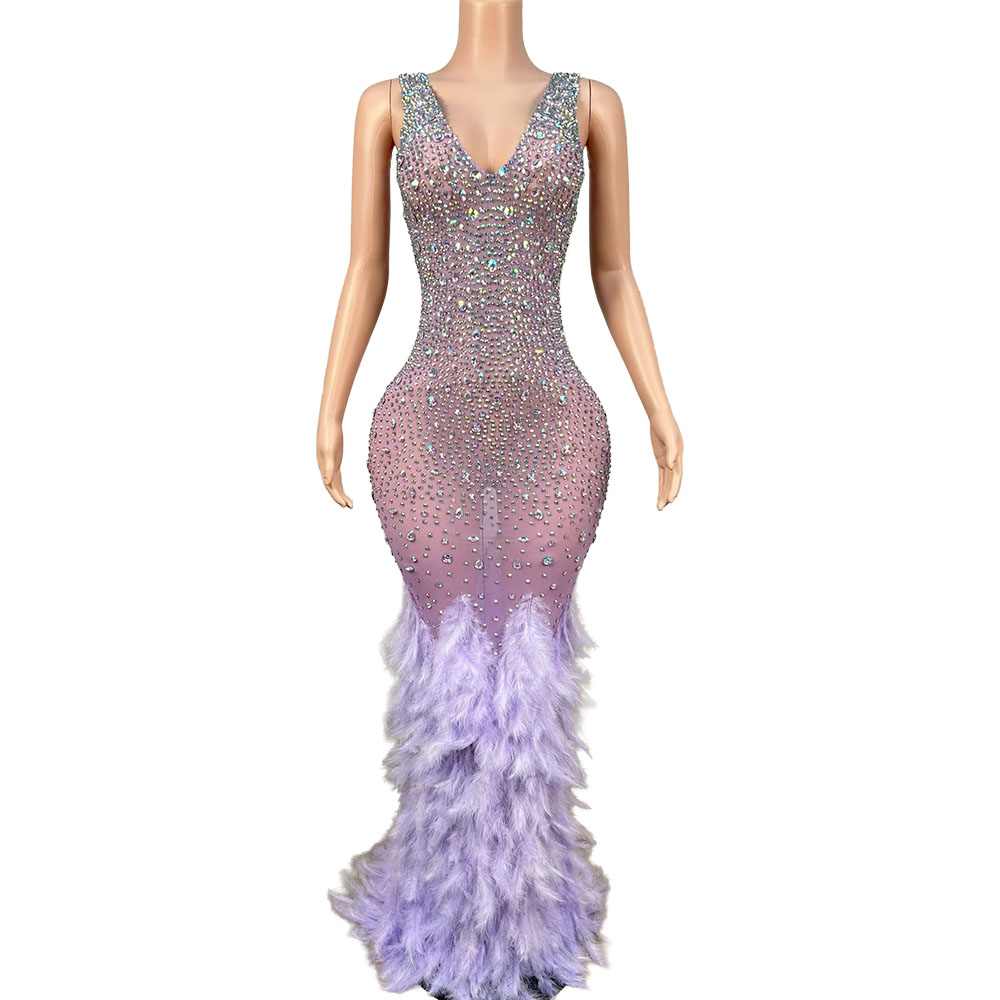 Robe de soirée sirène élégante et luxueuse, ornée de cristaux étincelants et de plumes, couleur lilas, col en V profond, ajustée, pour soirée d'anniversaire ou boîte de nuit