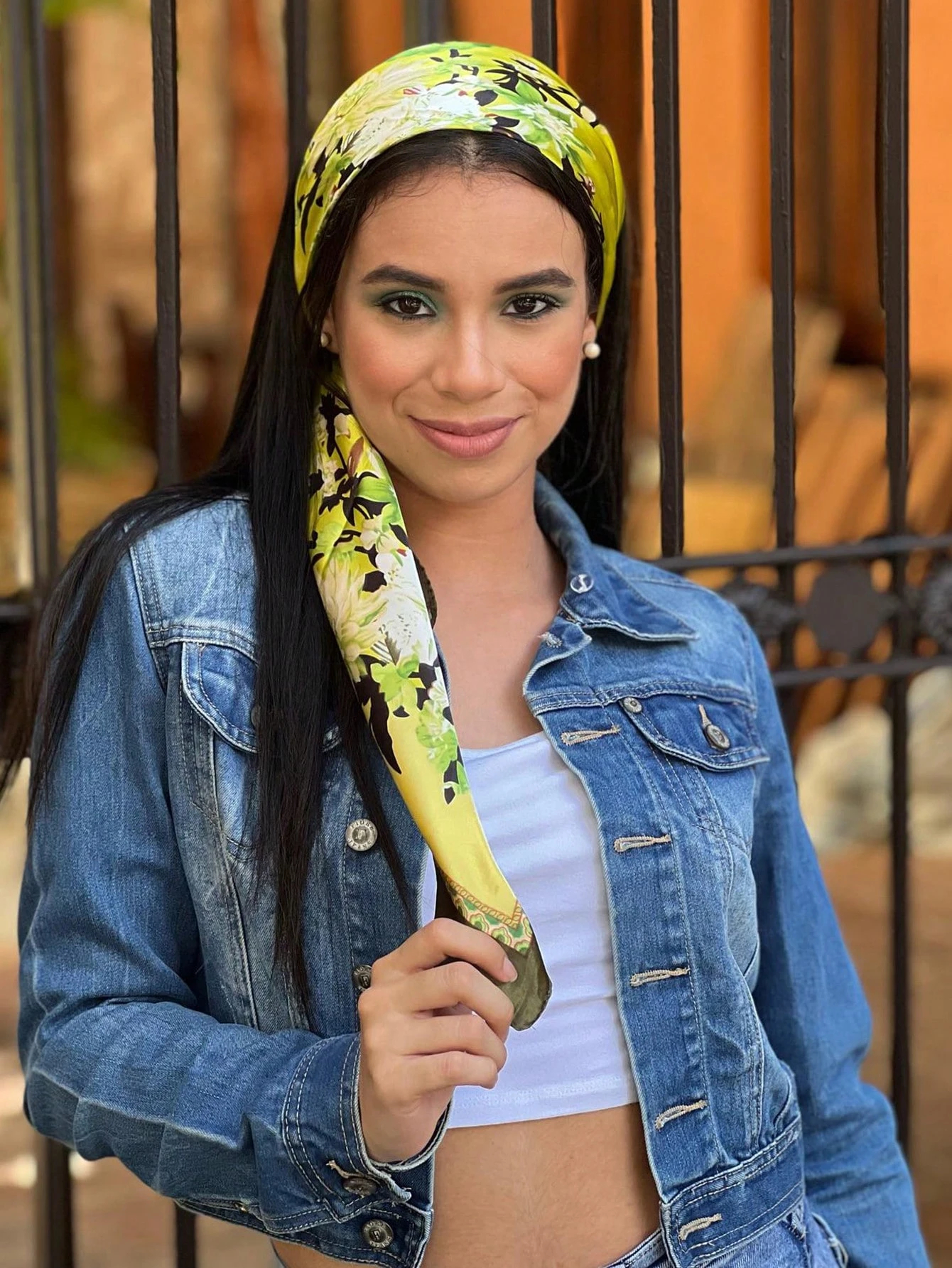 Foulard carré en Satin pour femmes, Hijab Floral élégant, imprimé 2025, foulard en soie, châle, bandeau, poignée, accessoires pour cheveux, Bandana