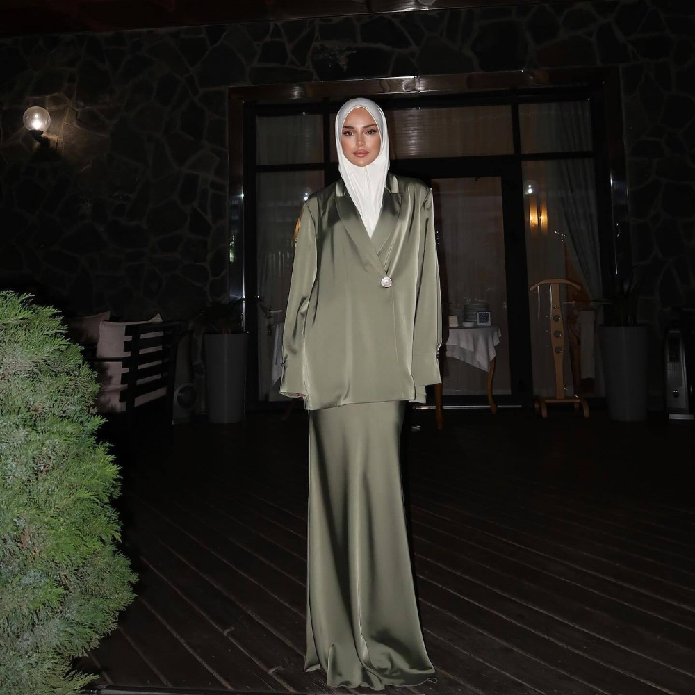 Ensemble deux pièces en satin pour femmes, jupe longue imbibée, tenue décontractée à la mode