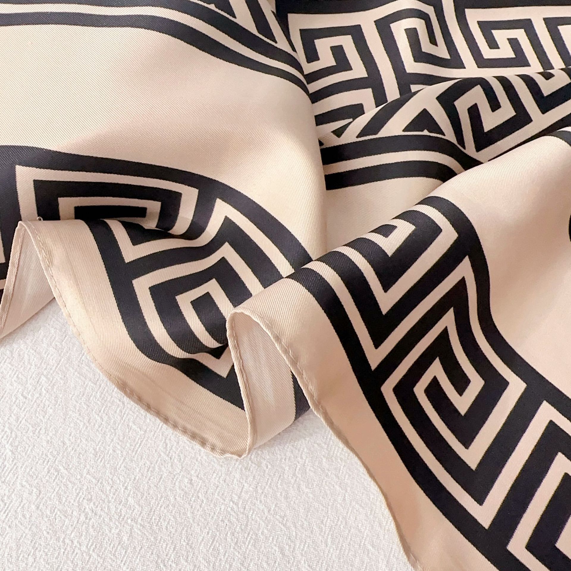 Châle carré en sergé imprimé pour femme, foulard de la présidence féminine, bandana pour les cheveux et les mains, écharpes de tête, hijab, protection solaire, 90cm