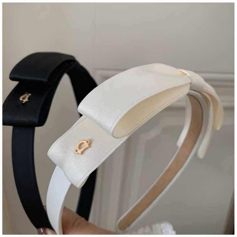 Bande de cheveux à un nœud, bandeau fin noir à bord étroit, faisceau de cheveux crânien à haute pression avec lettre D