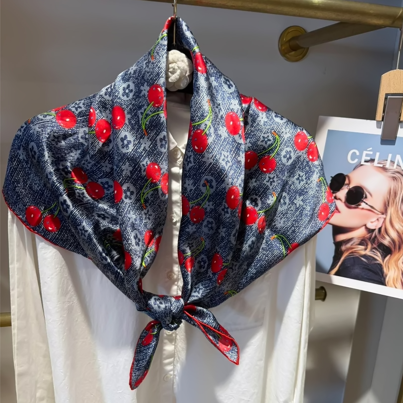 BYSIFA |   Bleu marine rouge femmes foulards en soie Pure Hijabs élégant cerise Design 100% mûrier soie carré cou écharpe châle 86*86 cm