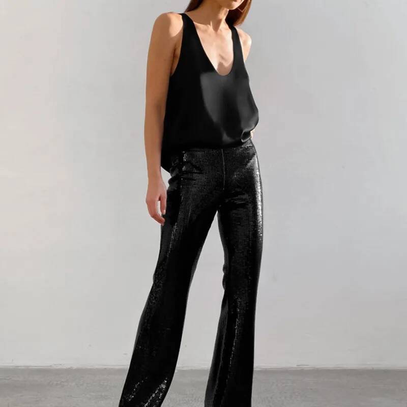Débardeur en satin à col en U sans manches pour femme, style urbain polyvalent noir et blanc, avec doublure intérieure polyvalente