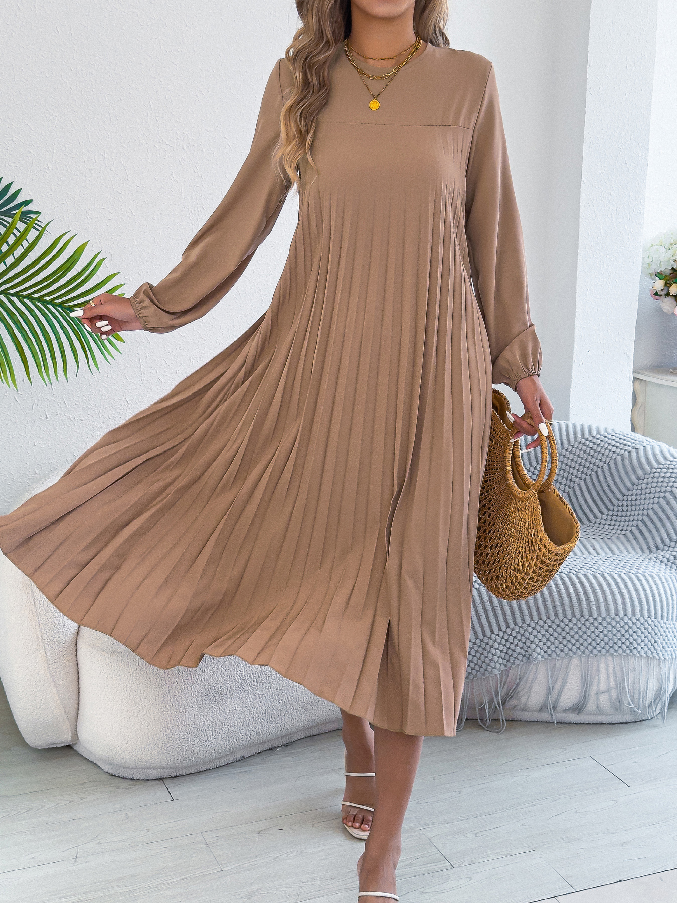 Robe élégante pour femmes 2026, couleur unie rétro, col rond, manches longues, robe plissée sans ceinture, automne-hiver 2026, vert kaki, rouge