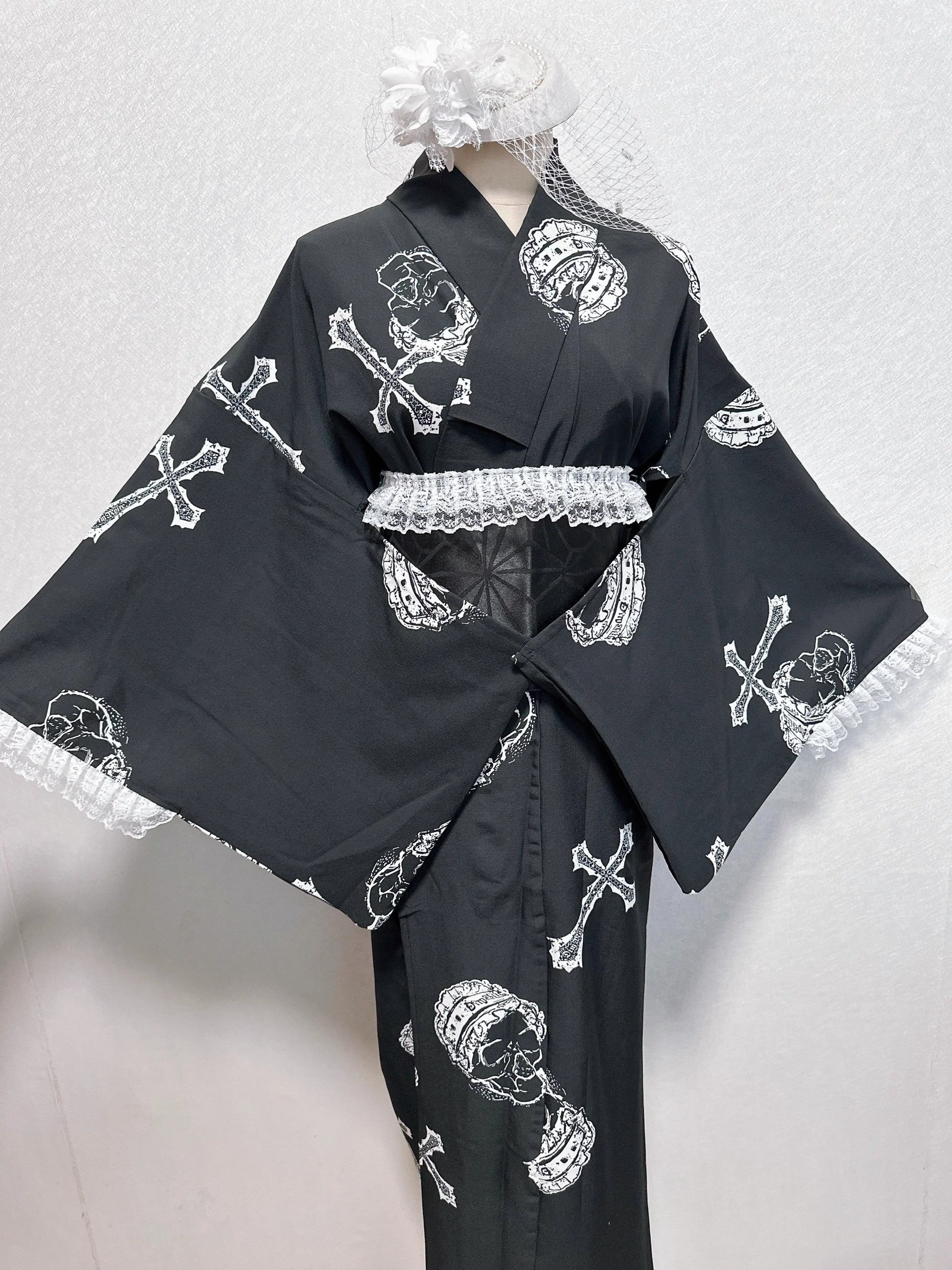 Kimono Yukata japonais pour femmes – Imprimé papillon floral, polyester respirant, vêtements décontractés d'été uniquement Yukata