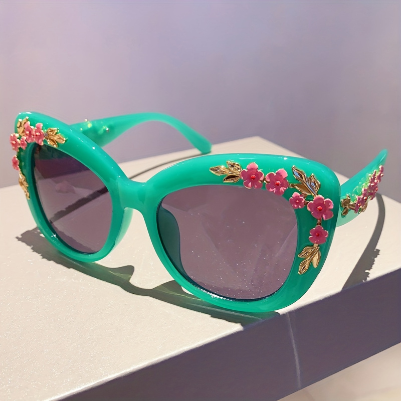 Lunettes classiques Vintage œil de chat pour femmes, avec décor floral, Chic, luxe, tendance, unisexe, haute qualité, tendance, nouvelle collection 2026