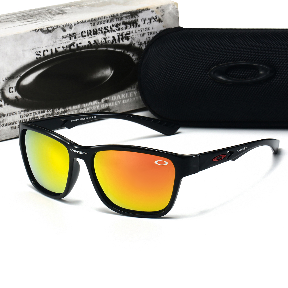 Lunettes de soleil sportives carrées pour hommes et femmes avec protection UV400, montures légères anti-éblouissement, adaptées à la conduite et aux activités de plein air.