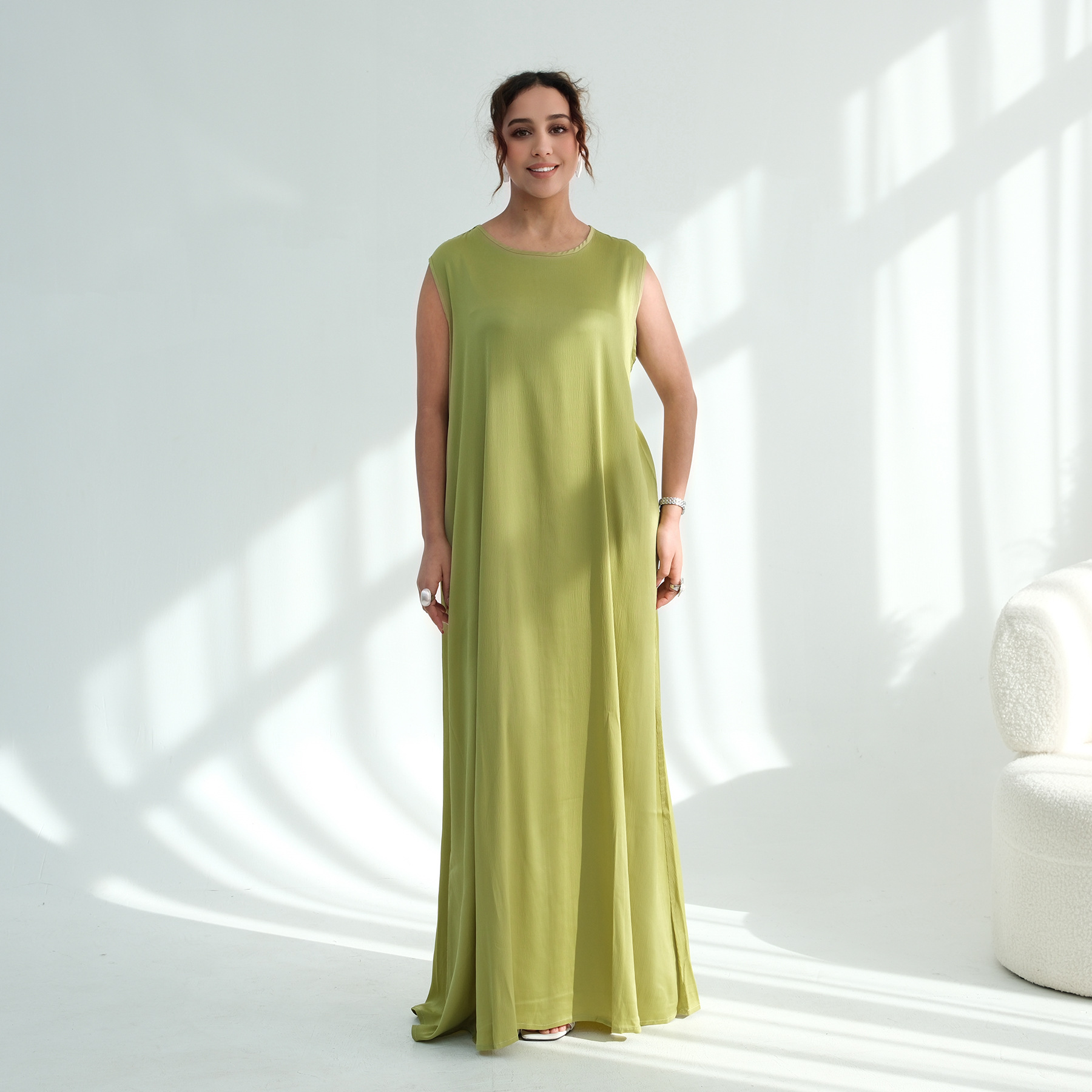 Robe longue sans manches pour femme, col rond, couleur unie, style basique, maxi, pour le bureau, printemps-été 2026