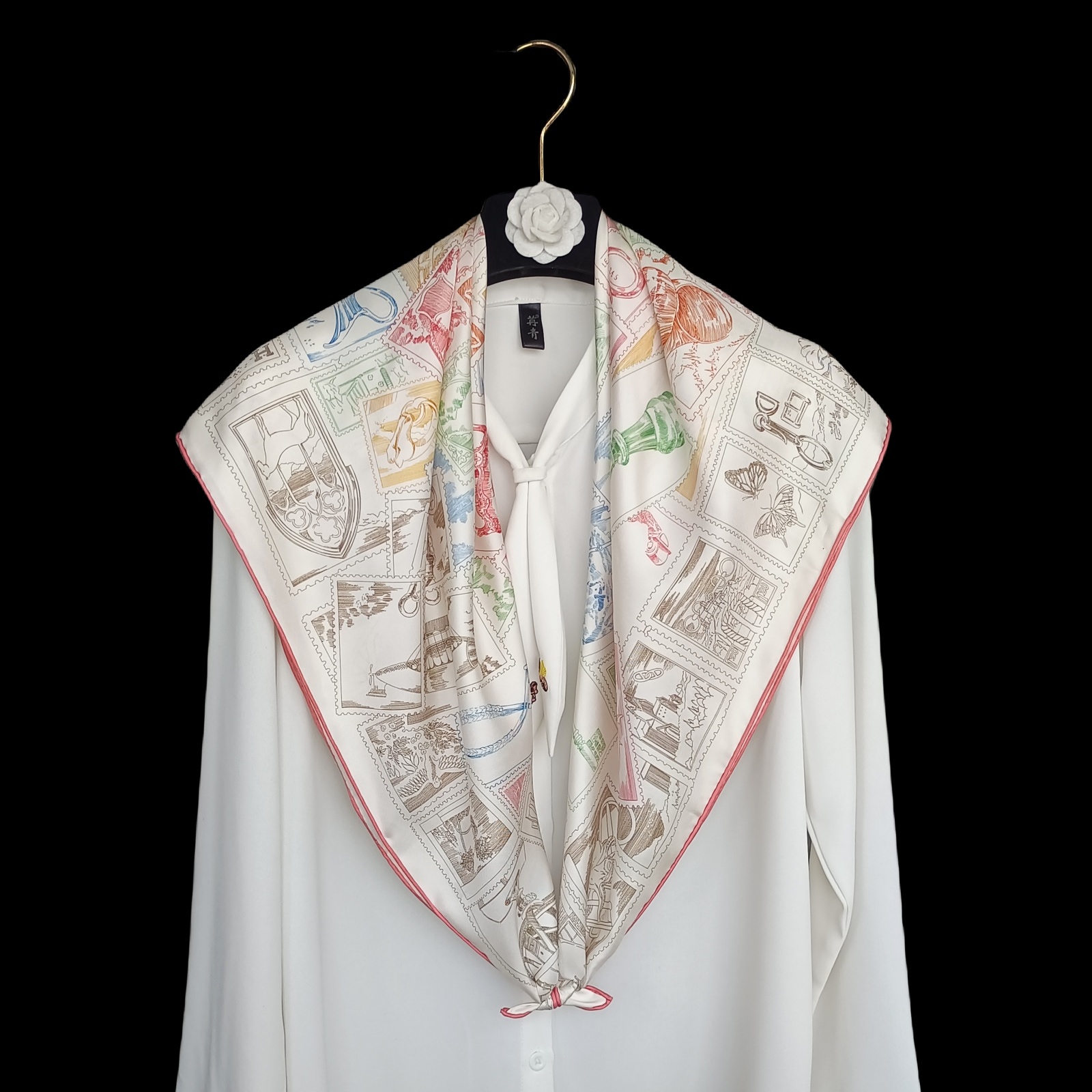 Foulard en soie de luxe 90CM, Bandanas en sergé de marques, ourlets faits à la main, châles à roulettes, accessoires de cou, décoration de vêtements, cadeau de noël