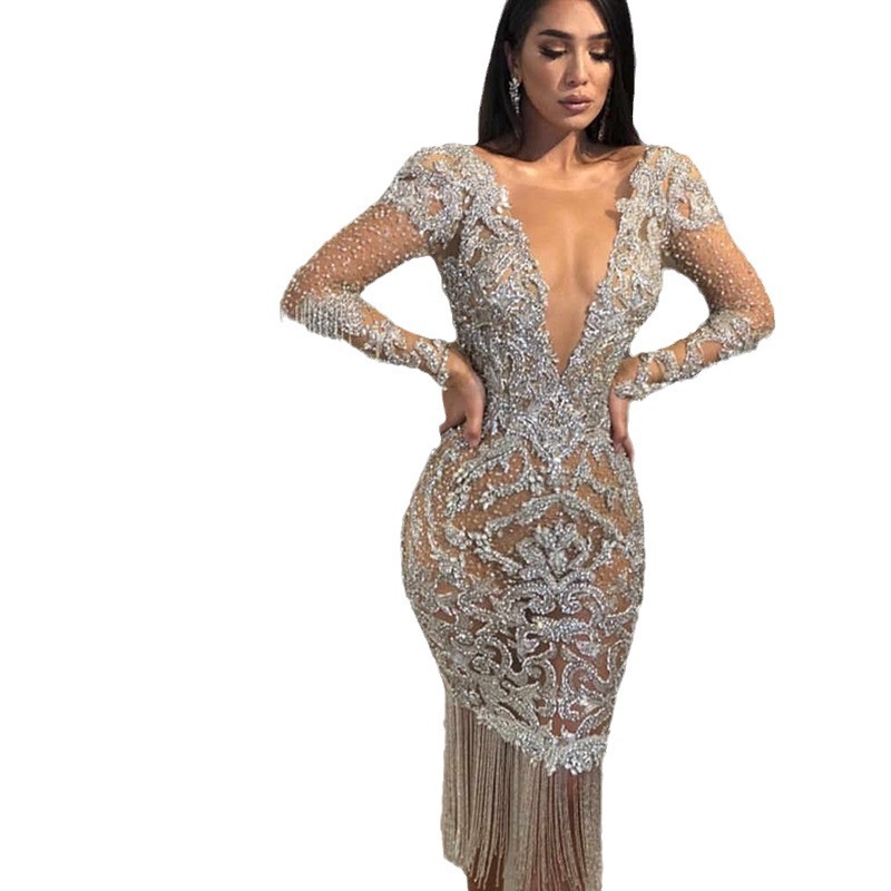 Vêtements pour femmes, robe à manches longues à col en V profond avec des paillettes dorées