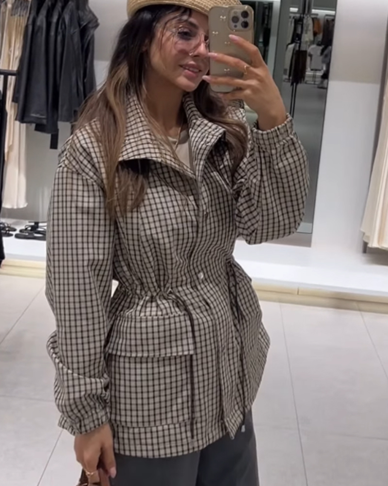 Manteau pour femme 2026 Nouvelle collection automne, gris à carreaux, manches longues, coupe ample, avec cordon de serrage décoratif, style décontracté et tendance, vêtement d'extérieur pour femme
