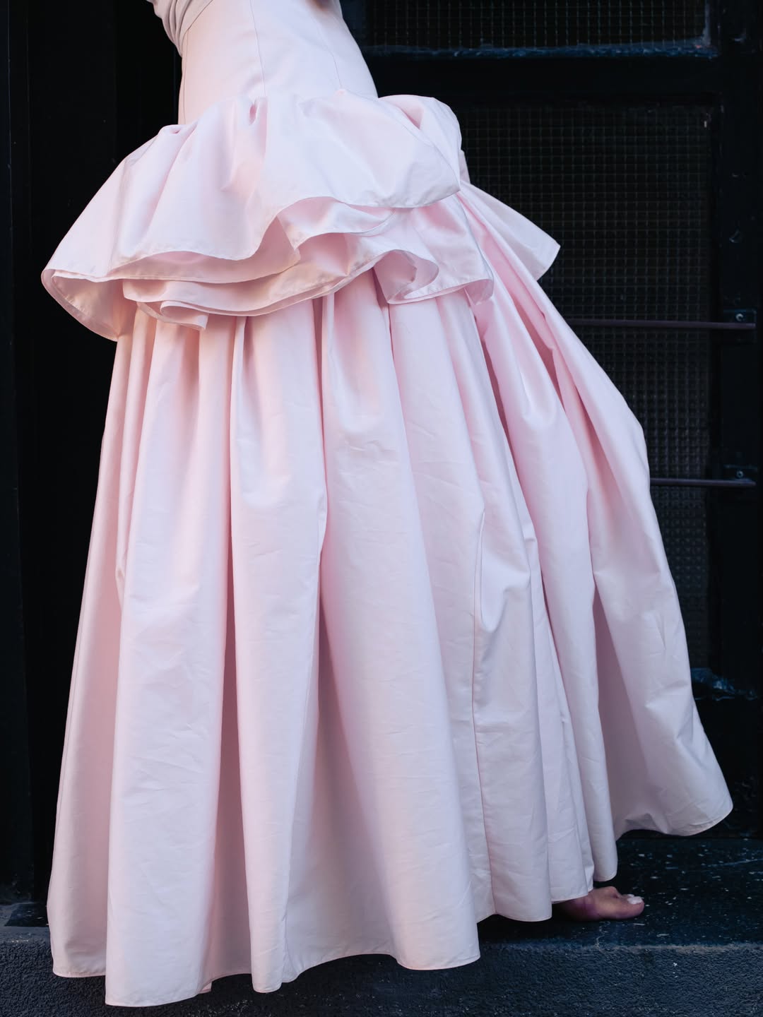 Jupes longues en satin rose clair à la mode, jupes de mariée, jupes de demoiselle d'honneur, plusieurs couleurs disponibles