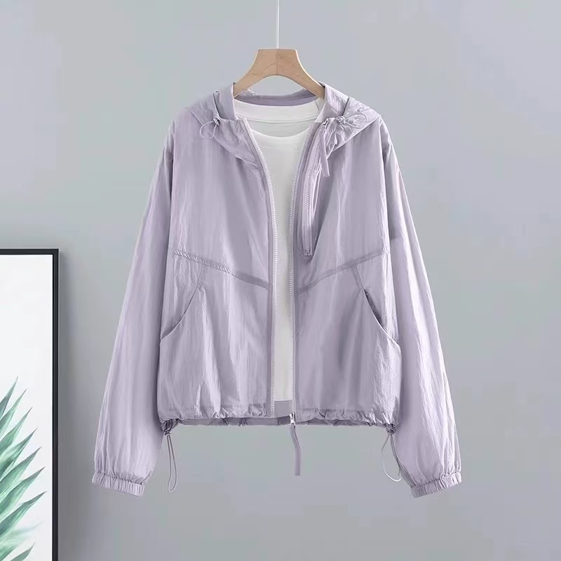 Manteau Femme 2026 Nouvelle Collection Été – Veste Anti-UV Décontractée Ample à Capuche avec Cordon de Serrage Légère et Tendance