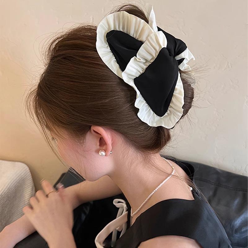 Pince à cheveux triangulaire en tissu macramé pour femme, pince requin rayée, à la mode pour filles à l'arrière de la tête, accessoires pour cheveux