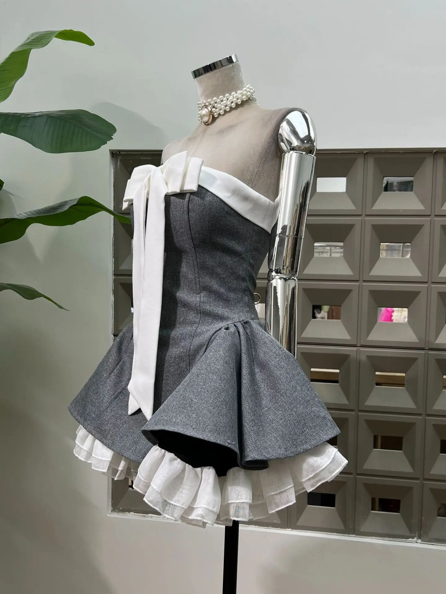 Robes pour femmes Vintage élégant sans bretelles nœud taille haute moelleux Mini robe d'été mode française Sexy fête d'anniversaire robe de bal