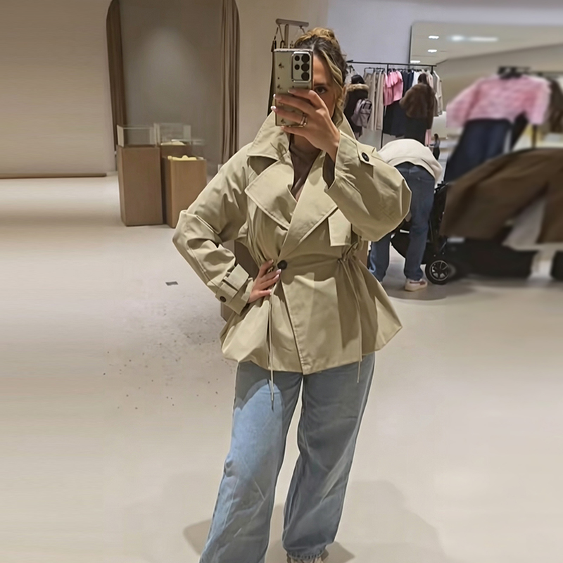 Manteau Trench Court Kaki Chic pour Femme avec Col Revers, Bouton Unique, Taille Ajustable par Cordon, Veste Oversize pour le Quotidien