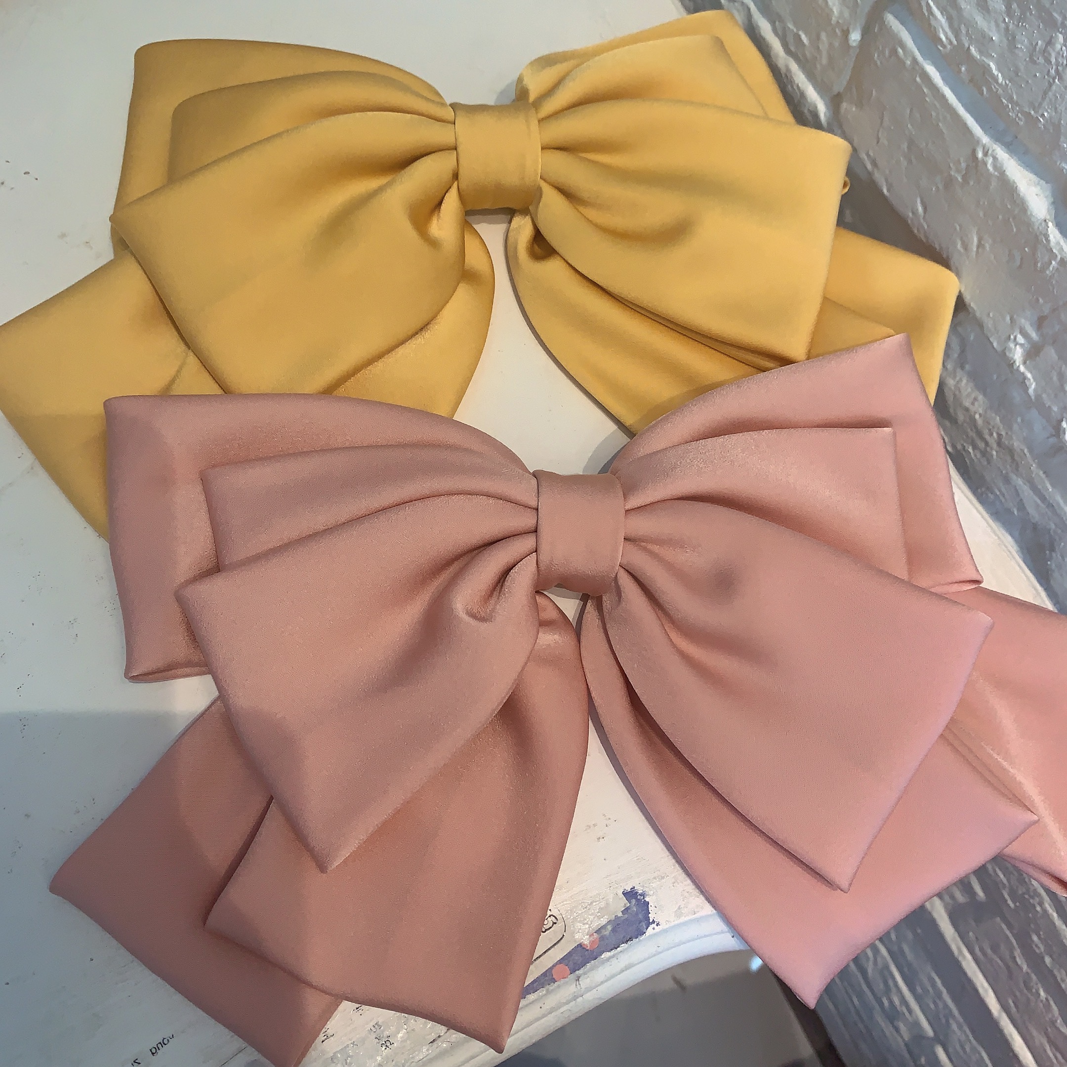 Épingle à cheveux à nœud de haute qualité pour femmes, couvre-chef populaire, pince à cheveux fixe en Satin, grande coiffure rétro, pince queue de cheval, accessoires pour cheveux