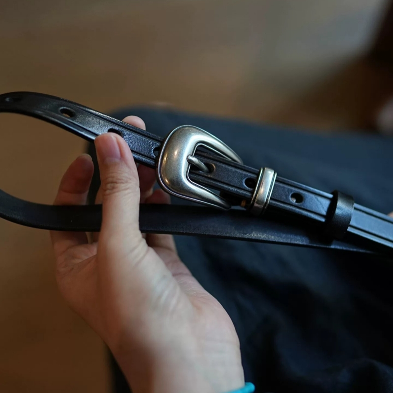 Ceinture fine en cuir véritable pour femme, design de créateur, polyvalente et simple, pour jeans, robes et pantalons