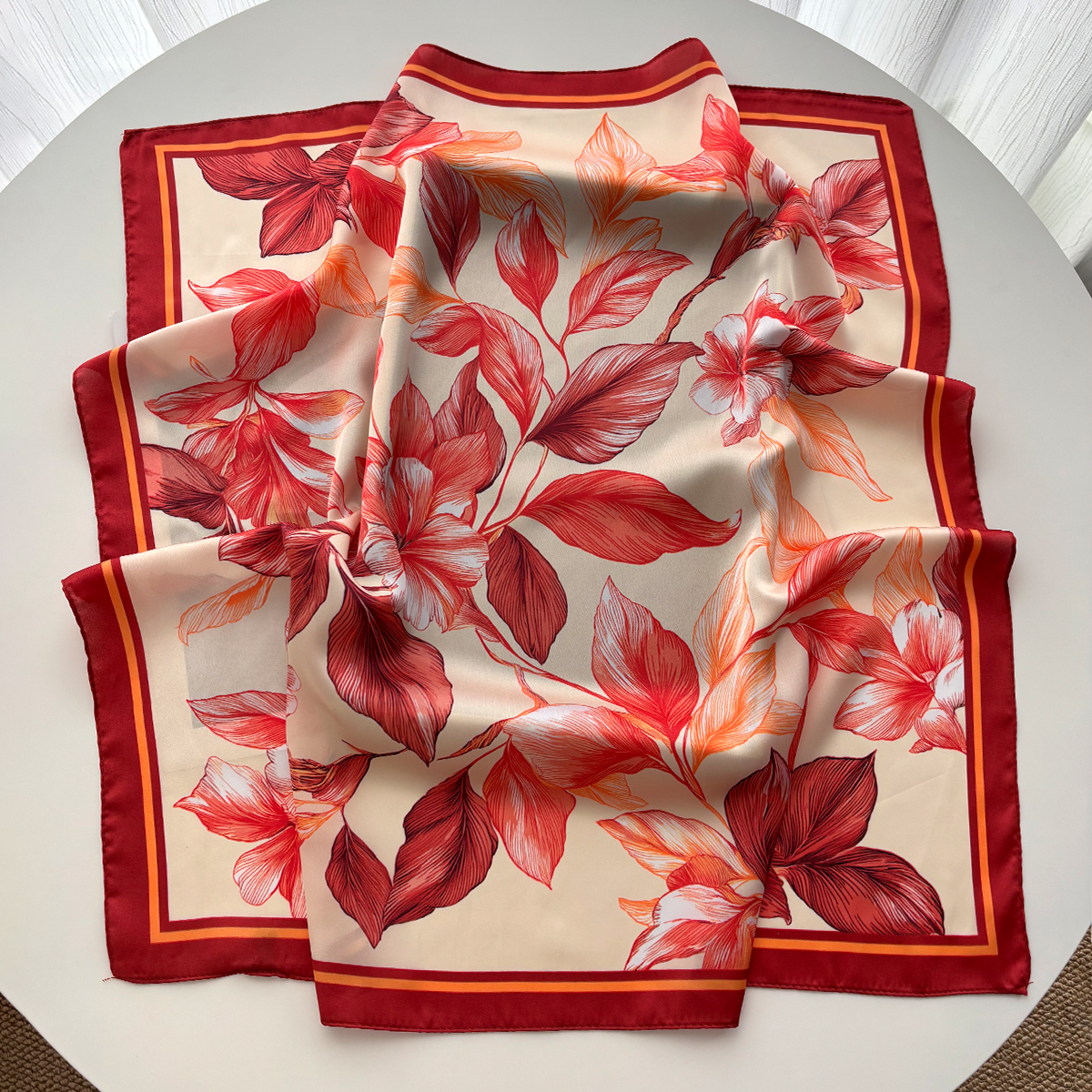 Écharpes en soie imitée imprimées, foulards carrés tendance, bandanas pour femmes, hijab de luxe, foulard élégant, châle de plage