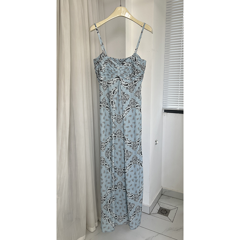 Robe longue plissée pour femme Rowan 22T536 à imprimé géométrique, bretelles, style décontracté classique, été 2026