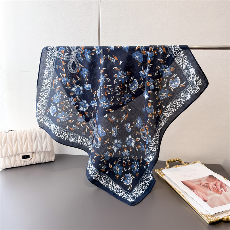 65*65 cm imprimé fleuri petit coton sensation cou cravates velours carré écharpe pour femmes doux foulard dame Hijab femme cheveux bandeaux