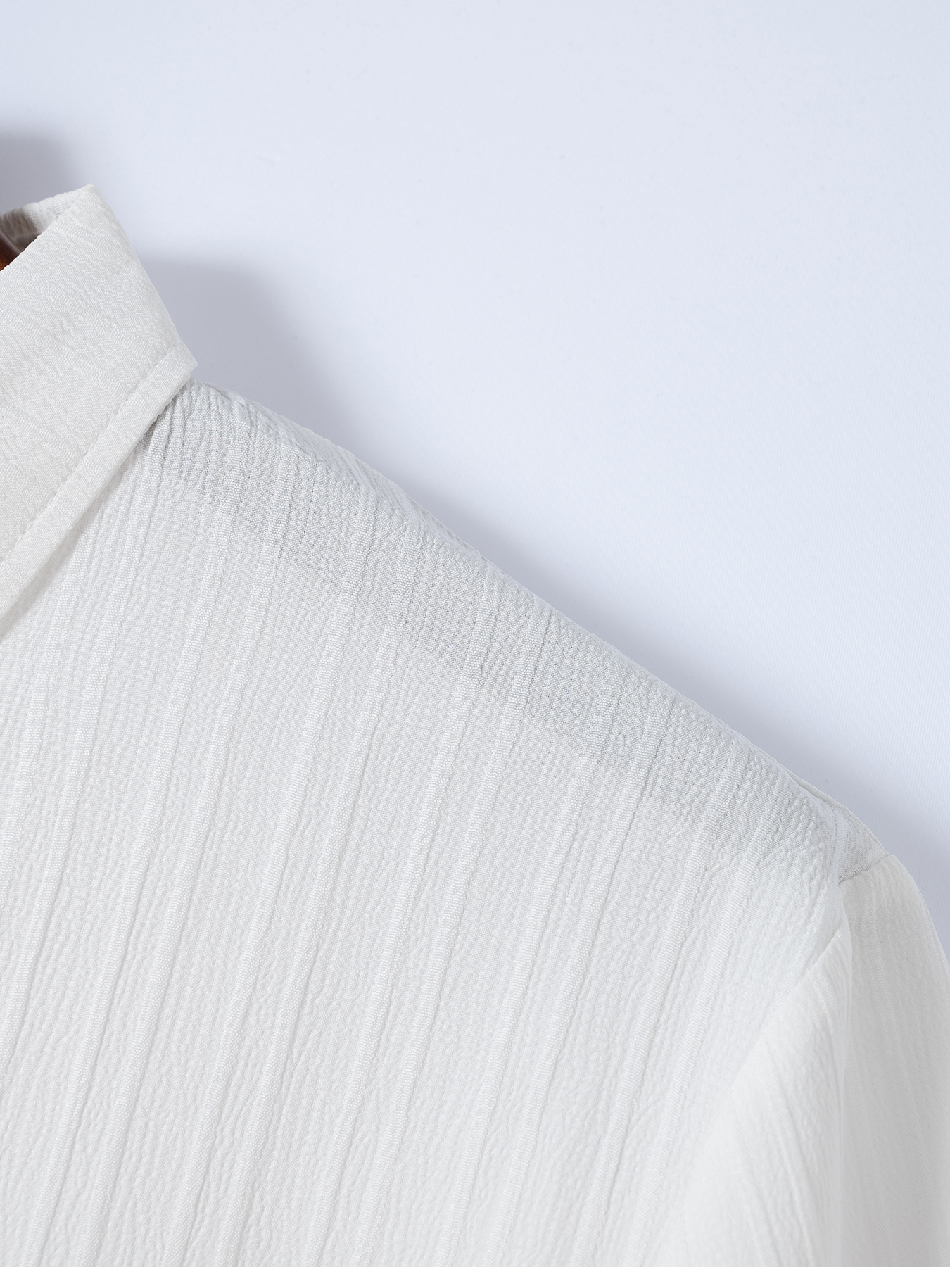 Nouvelle Collection 2024 : Ensemble de Plage Homme Tendance – Chemise Décontractée Manches Courtes Couleur Unie et Short Ample pour Sports de Plein Air