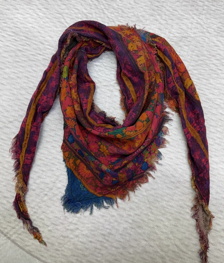 Rétro femmes écharpe impression florale contraste couleur coton bord effiloché 2025 hiver automne rétro décontracté écharpe femme YoYiKamomo