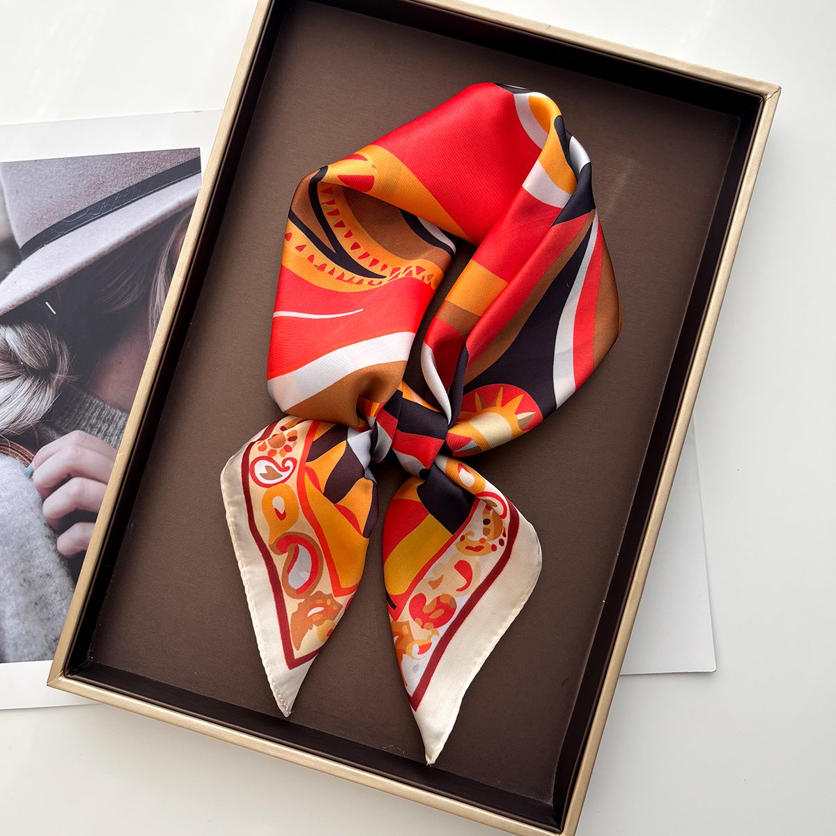 Foulard carré à la mode pour femmes, élégant, Hijab, châle de luxe pour voyage, taches douces, Imitation soie