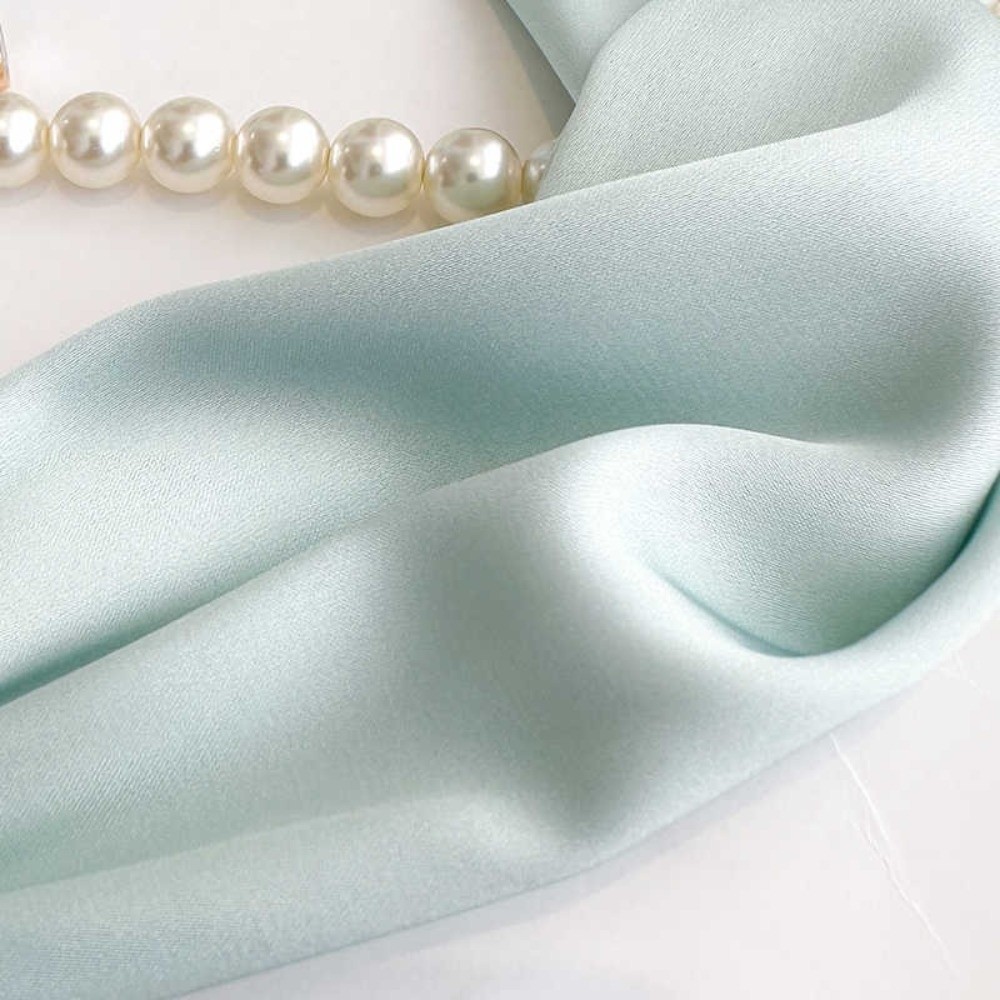 Élégant foulard de cou à boucle magnétique avec collier chaîne de perles, écharpe fine en satin, foulard étroit et doux