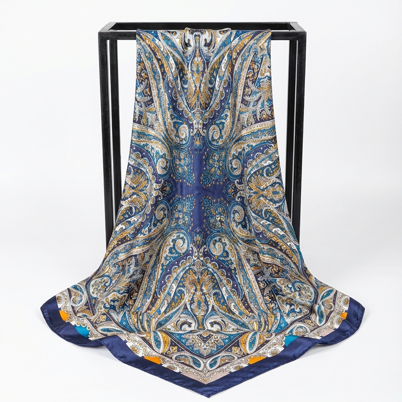 Foulard carré de luxe en satin pour femme, hijab musulman, élégant imprimé cachemire, en soie, utilisable comme écharpe, châle, ruban pour poignée de sac et bandeau pour cheveux