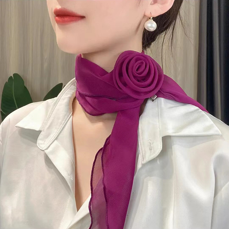 Écharpe en mousseline de soie à la mode, élégante et tendance, motif floral, châle polyvalent, décor rose détachable, écharpe pour le cou, cadeaux pour femmes et filles