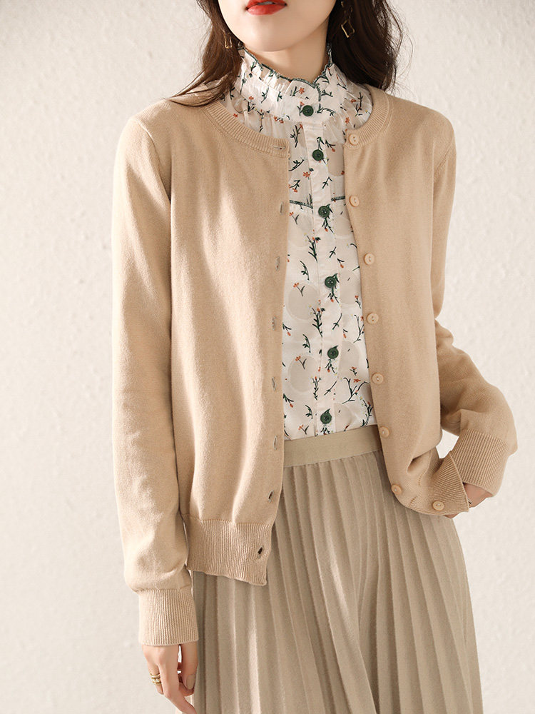 Cardigan Femme 2026 Nouveauté Automne Pull en Tricot à Manches Longues Léger Respirant Vêtement d'Extérieur Simple Manteau de Protection Solaire Décontracté