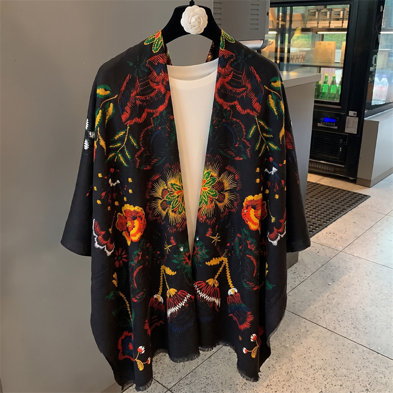 Écharpe Bohème de Luxe en Satin pour Femme, Châle Effet Soie à Motif Floral Paisley, Idéal Printemps-Automne, Qualité Supérieure Anti-Plis pour Femme de Bureau