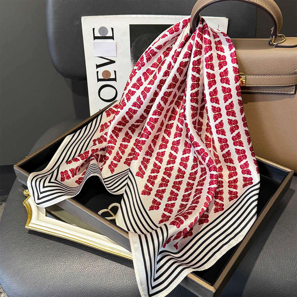 100% véritable foulard carré en soie Design de luxe imprimé femmes doux Satin bandeau foulard bureau Hijab bandeau foulards Bandanna