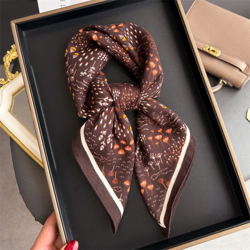 Foulard carré de luxe imprimé Floral pour femmes, châle Hijab élégant pour dames, pour voyage, tache douce, Imitation soie, foulard