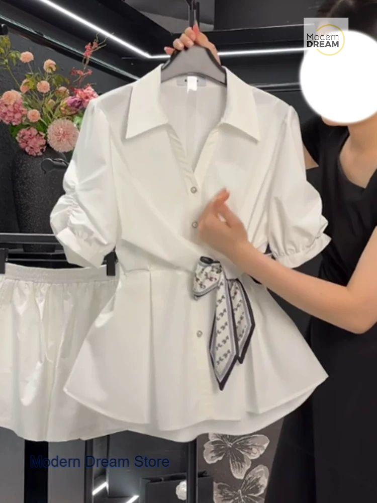 Chemise française en mousseline de soie blanche de haute qualité pour femmes, nouveau design de mode, manches courtes, foulard en soie, ceinture, haut de taille, été