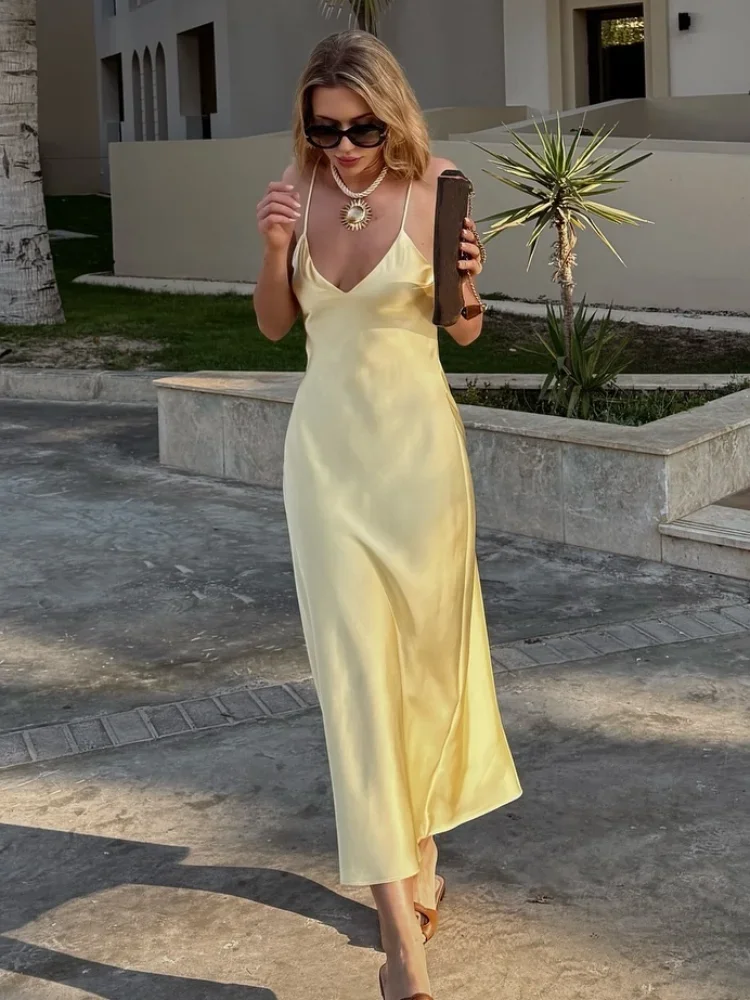 Robe élégante en Satin jaune, col en V, bretelles Spaghetti, Sexy, ample, épaules dénudées, sans manches, nouvelle collection, robes de soirée, Club ﻿