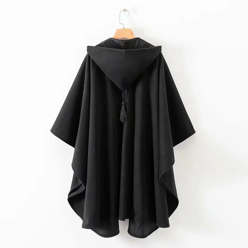 Vintage gothique noir à capuche Cape Poncho femmes Cape ample Ponchos manteau Cardigan Trench ouvert frange à capuche enveloppes Capas automne