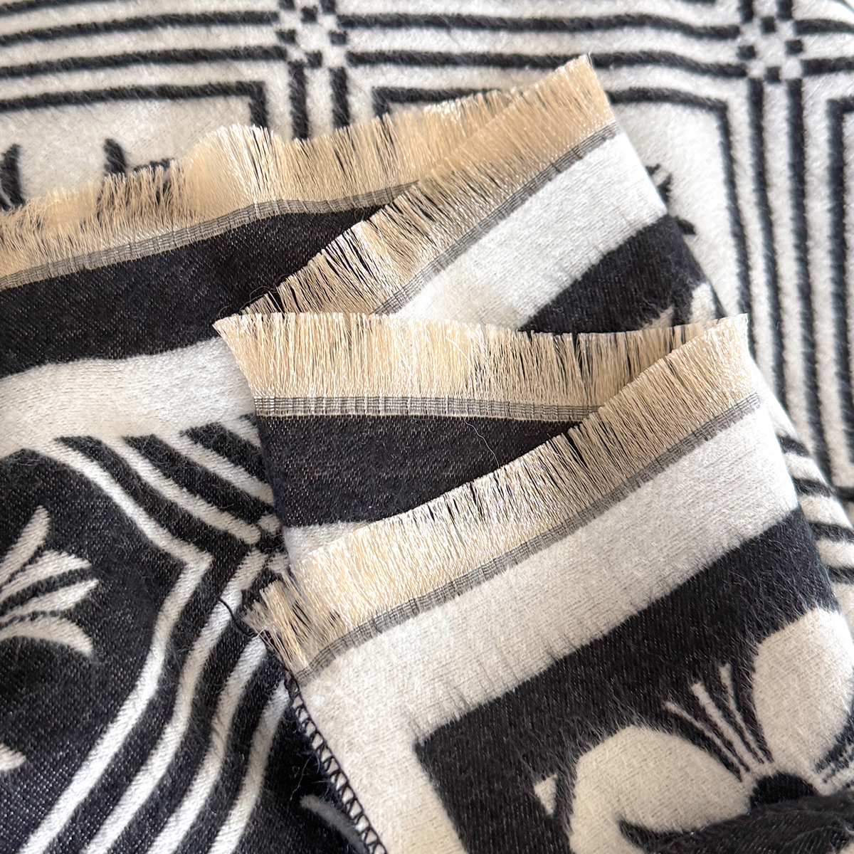 Écharpe chaude en cachemire pour femmes, couverture Pashmina de luxe, châle épais, foulard à la mode, Bufanda, Poncho, 2025