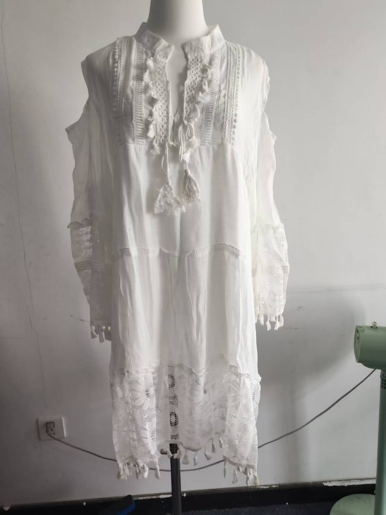 Plage Boho blanc dentelle mode ue Mini robe femmes automne Pop gland lâche col en V robes dame femme vêtements