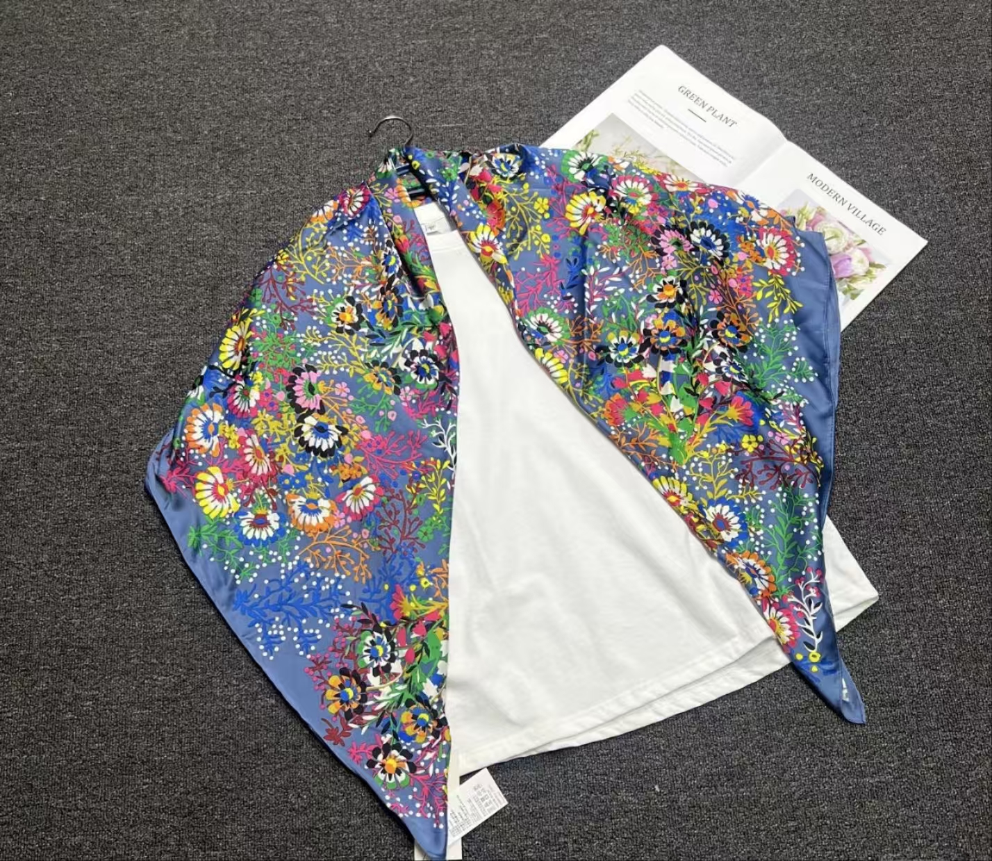 Châle écharpe carré imprimé de style national multicolore pour femmes, 120x120cm