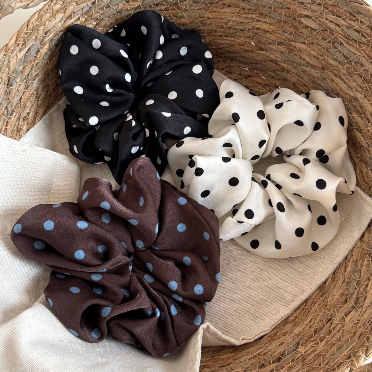 Élastiques à cheveux vintage à pois en satin, design simple, chouchous rétro, accessoires capillaires classiques pour femmes