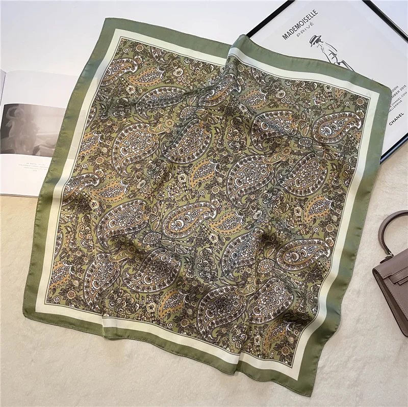Foulard carré imprimé à la mode pour femmes, Imitation soie, décoration polyvalente décontractée, petit foulard de cou 70CM x 70CM