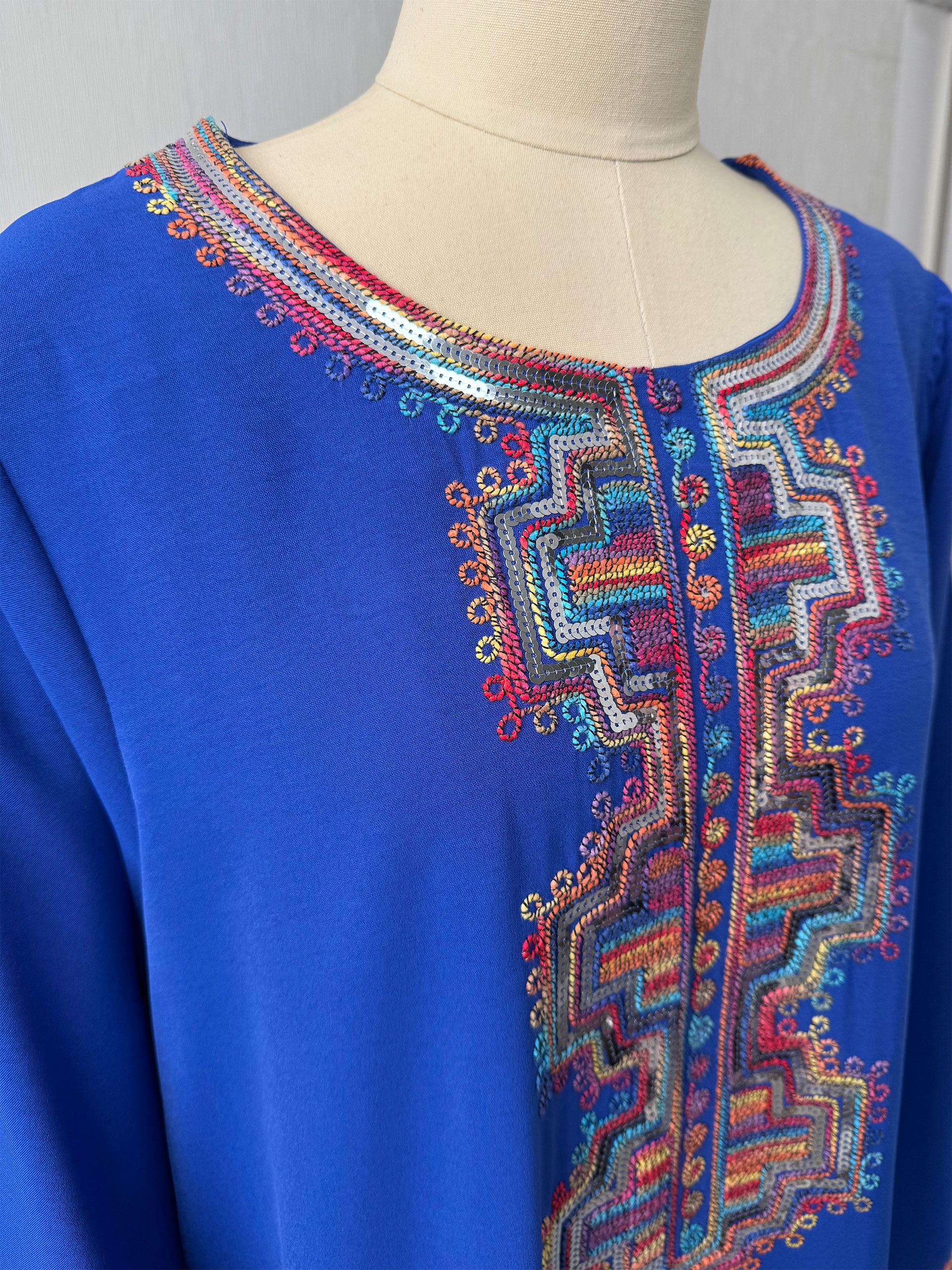 Robe Abaya islamique modeste pour femmes, broderie ethnique colorée, style marocain, col rond, robe longue décontractée, élégante, Dubai, musulmane