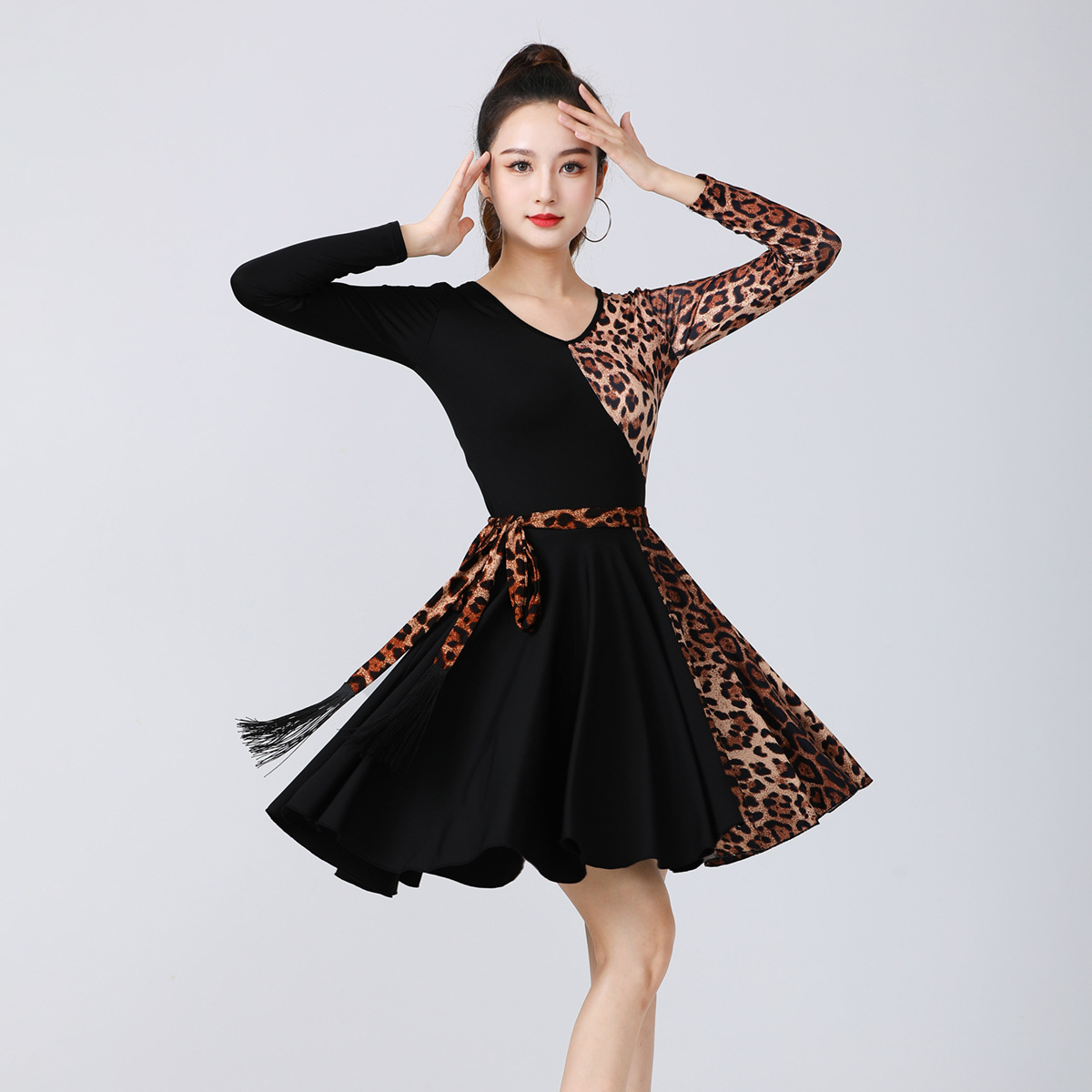 Robe de danse latine à manches longues pour femmes adultes, ceinture, léopard, vêtements de salle de Rh, vêtements de danse Régions ba, automne, hiver, 2025